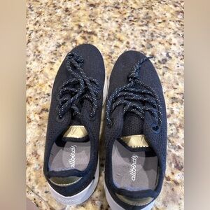 ALLBIRDS Women’s Tree Runners Size 9-Black NEW
